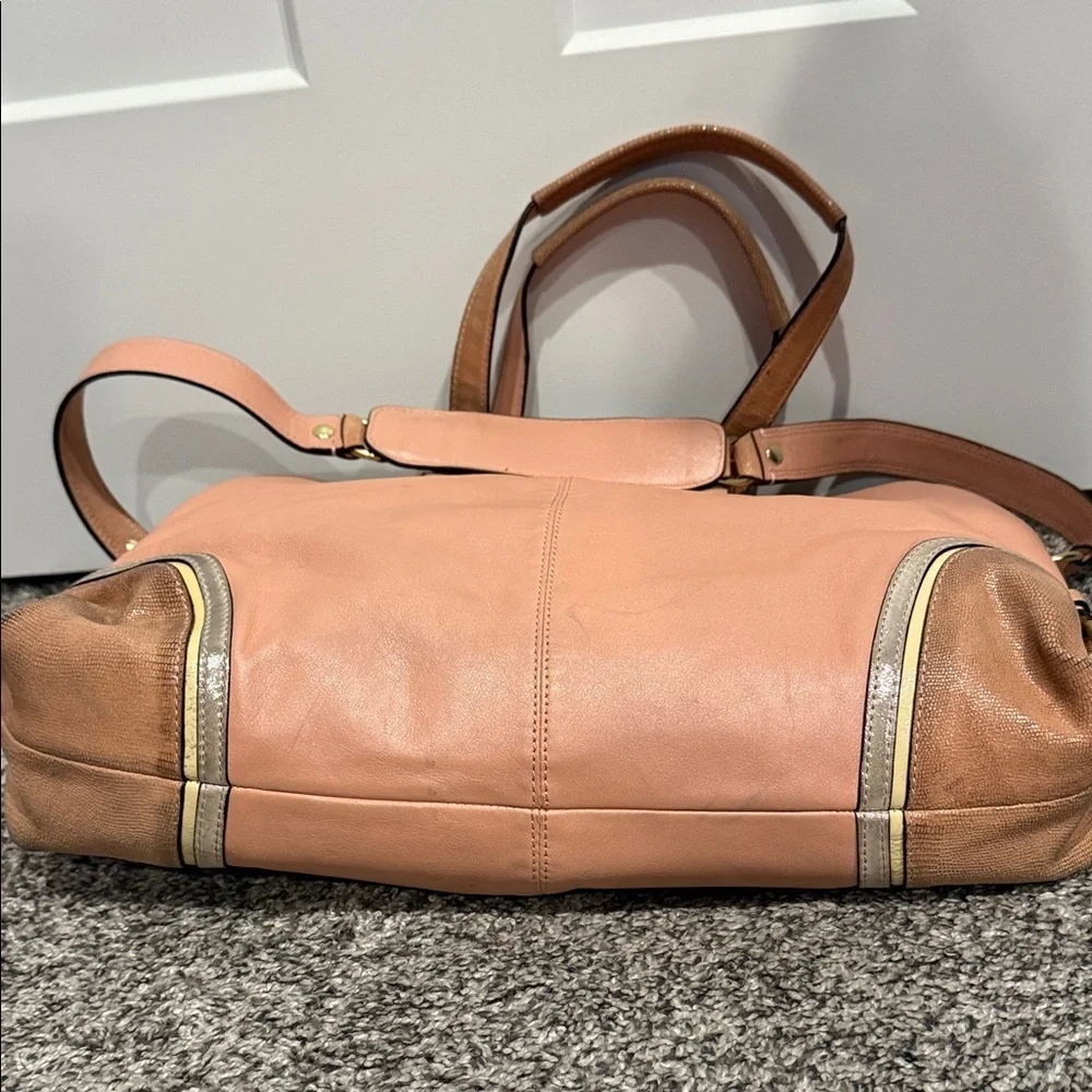 Coach Peach and Tan Leather Pink Shoulder Bag tote purse vintage designer y2k - Picture 6 of 14